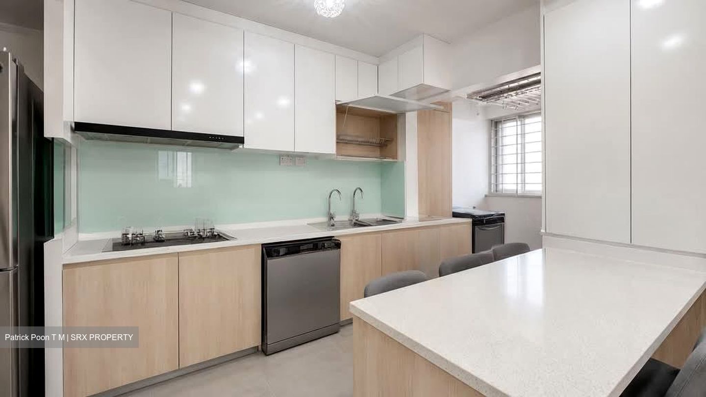 Blk 3 Holland Close (Queenstown), HDB 5 Rooms #570892491